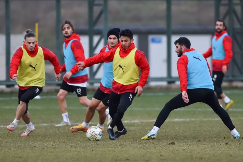 İnegölspor 24Erzincanspor maçının hazırlıklarına başladı