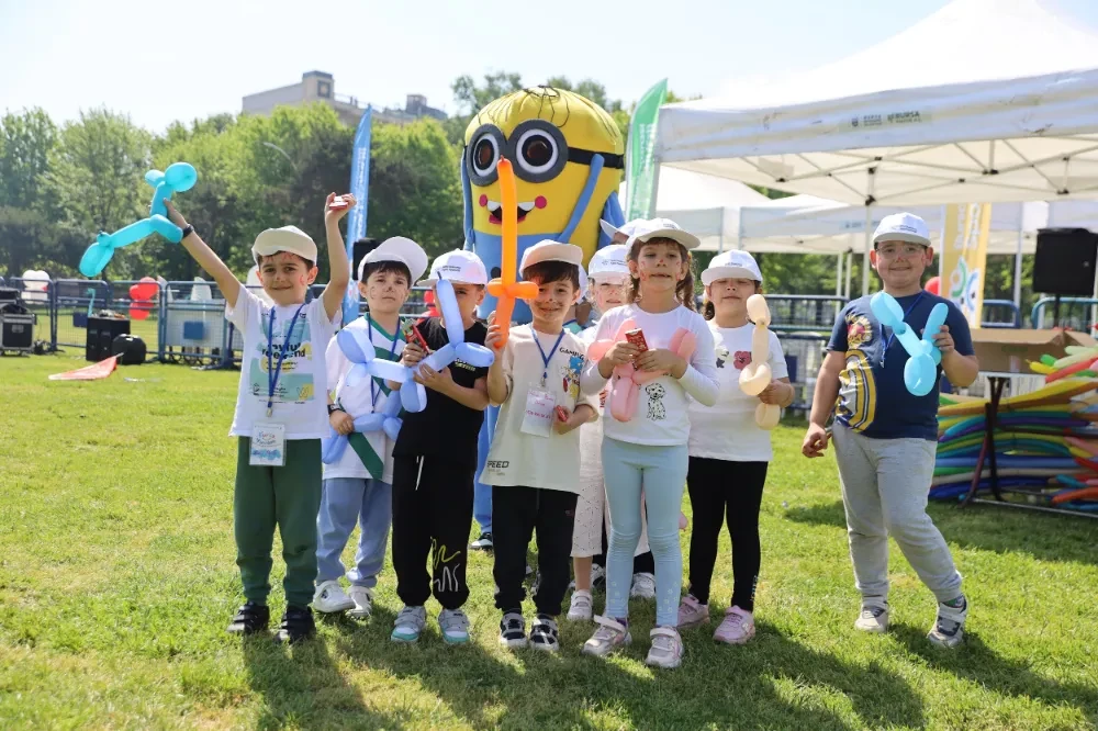 Bursa Uluslararası Spor Festivali’nde çocuklar doyasıya eğlendi