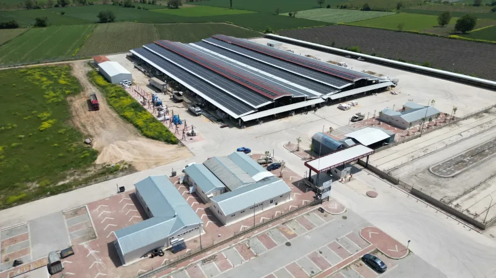 İnegöl Belediyesi’nden Güneş Enerjisiyle Örnek Tasarruf: Aylık 1.2 Milyon TL Kazanım