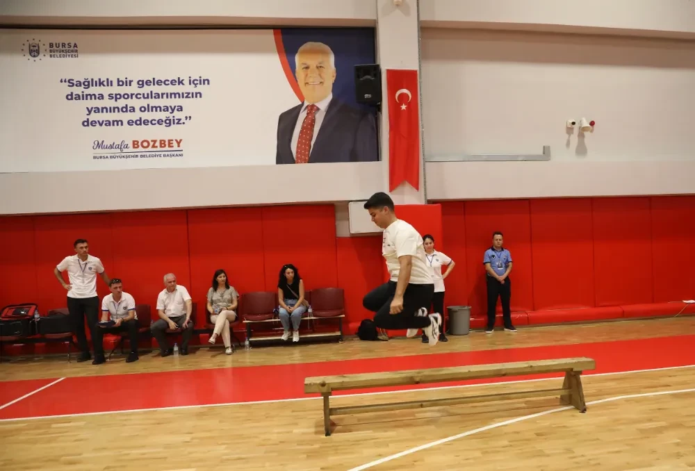 Zabıta olmak için parkurda ter döktüler