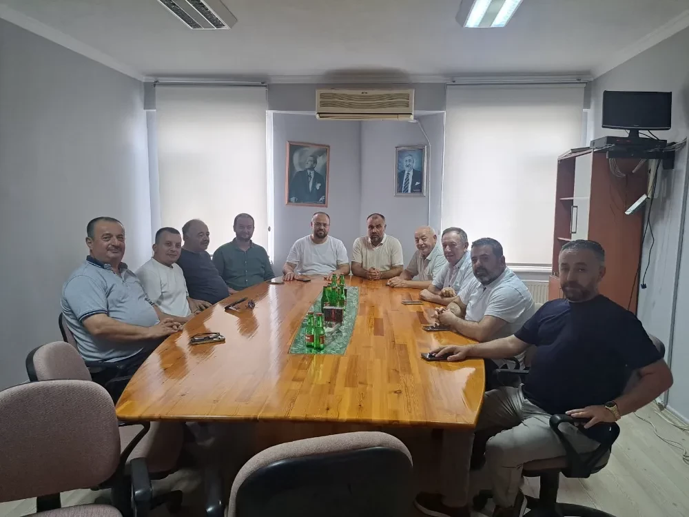 İnegöl Esnaf Odaları, Gazze İçin İHH ile Ortak Hareket Etme Kararı Aldı. 